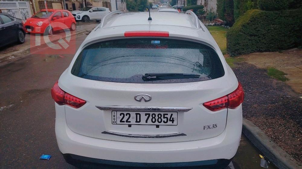 Infiniti FX